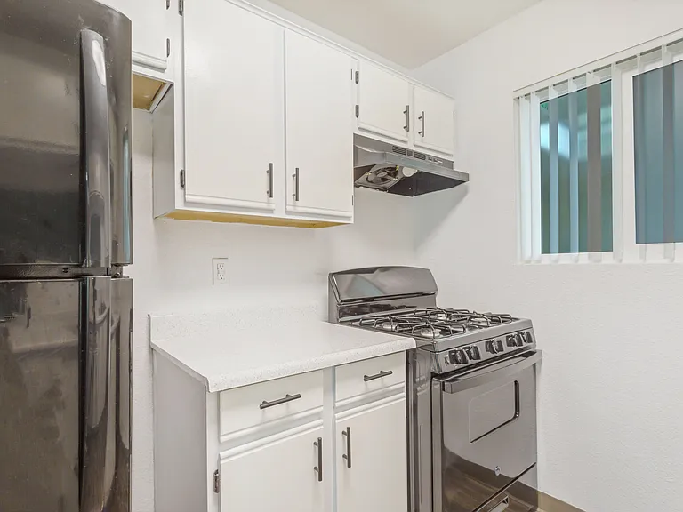 Magnolia City Lights Apartments — Photo 11