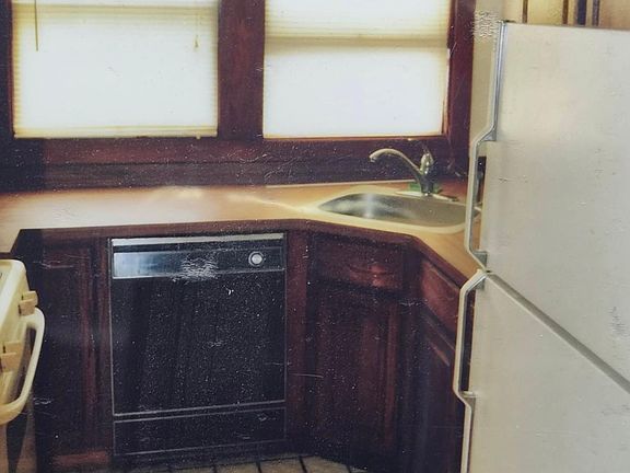 3rd image of 1937 Central St #1937