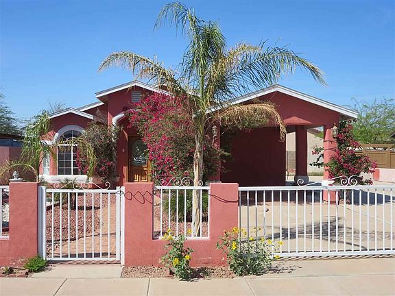 2nd image of 206 E Los Valles St