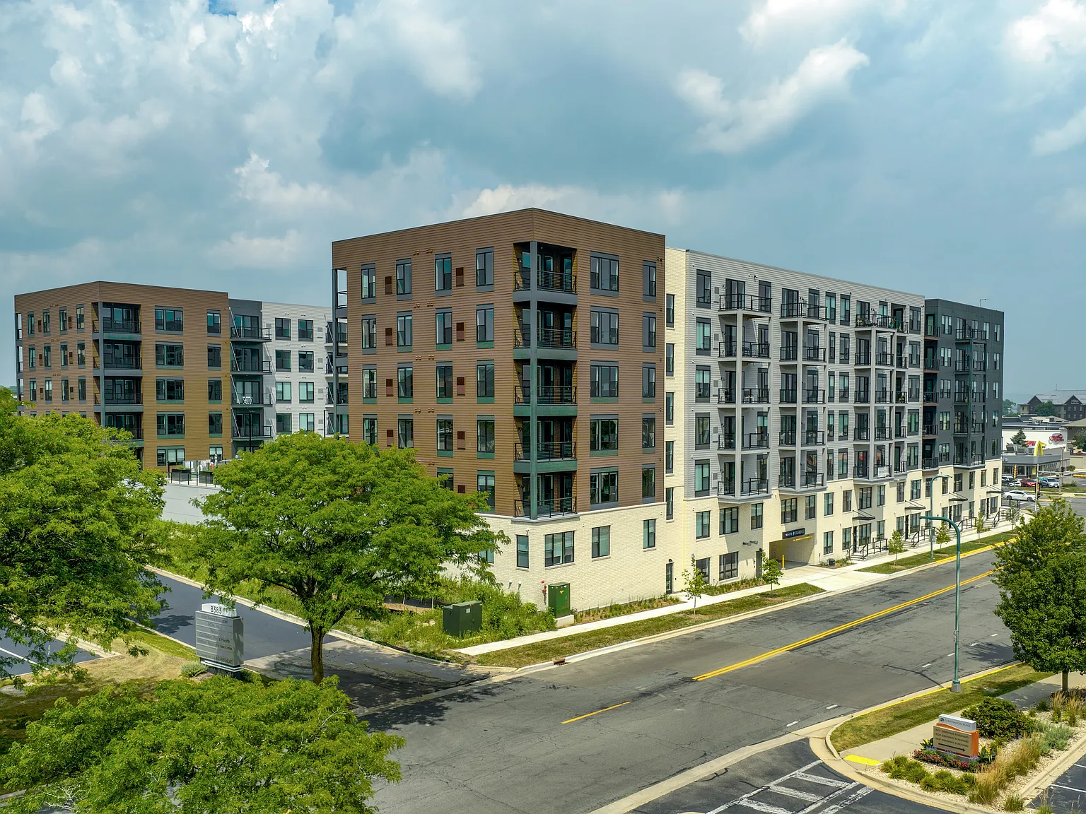 The Waverly — Photo 1