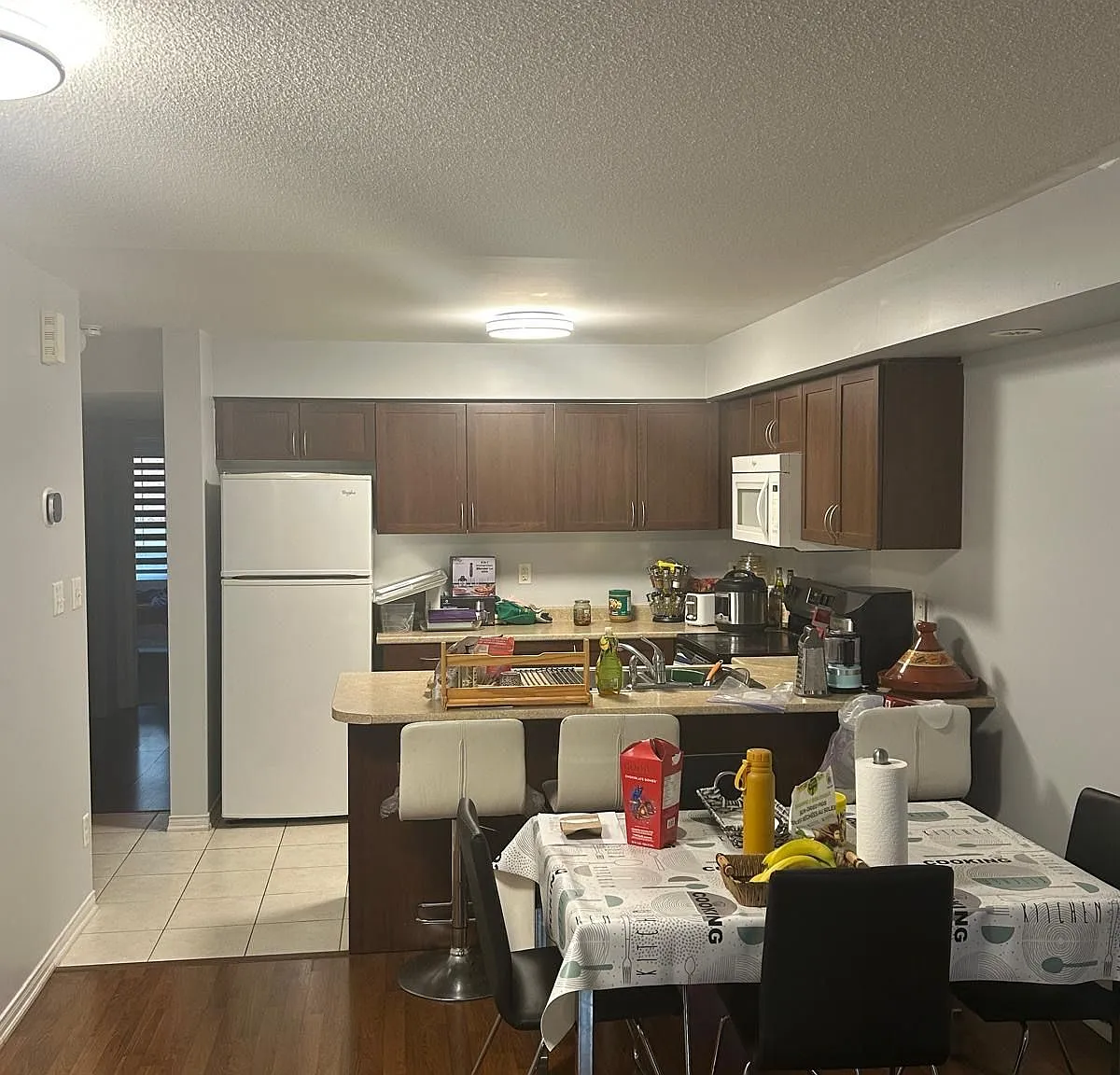 2 bed, $2,600 — Photo 4