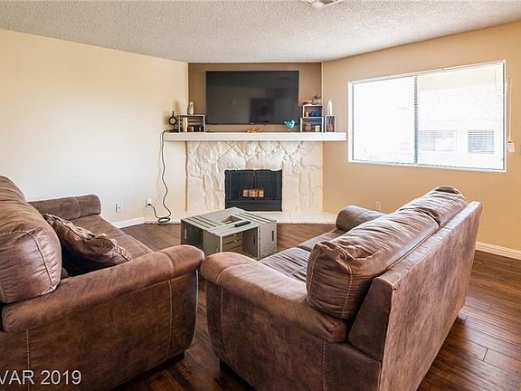 3rd image of 1005 Sulphur Springs Ln Unit 201