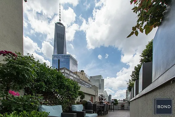 Sold by Bond New York | media 20