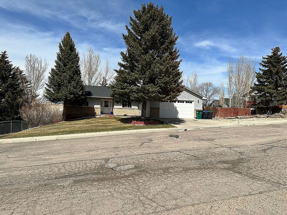 1st image of 1240 Indian Hills Dr