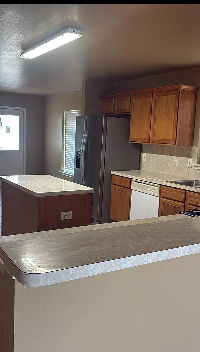 Building Photo - 8910 Tarpon Springs Ln