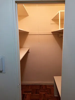 Rented by America Realty LLC | media 4