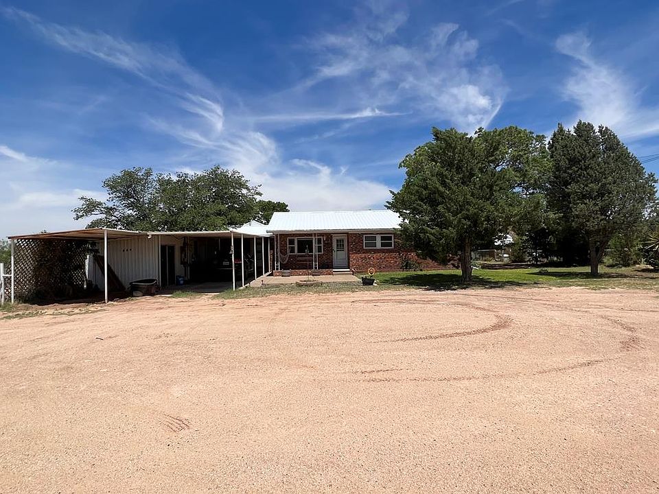 1st image of 598 Tower Rd