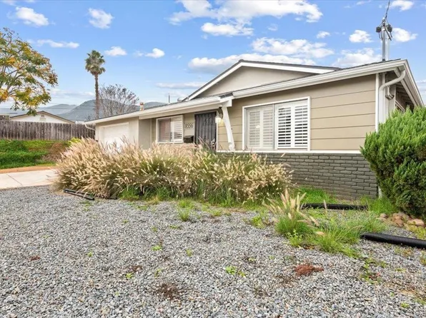 8556 Matterhorn Dr, Santee, CA 92071