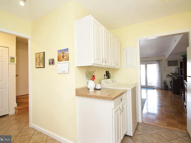 886 Azalea Dr #22 — Photo 10