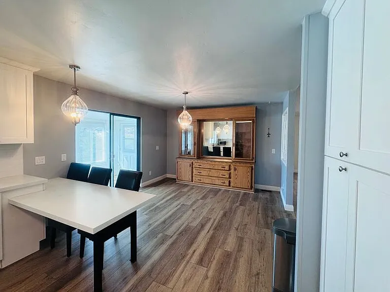 909 Richland Rd — Photo 6