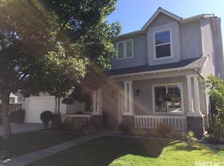 2216 Woodbury Dr, Modesto, CA 95355