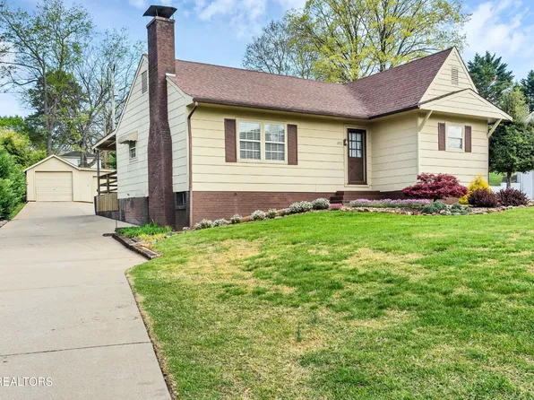 1132 Lincoln Rd, Maryville, TN 37804