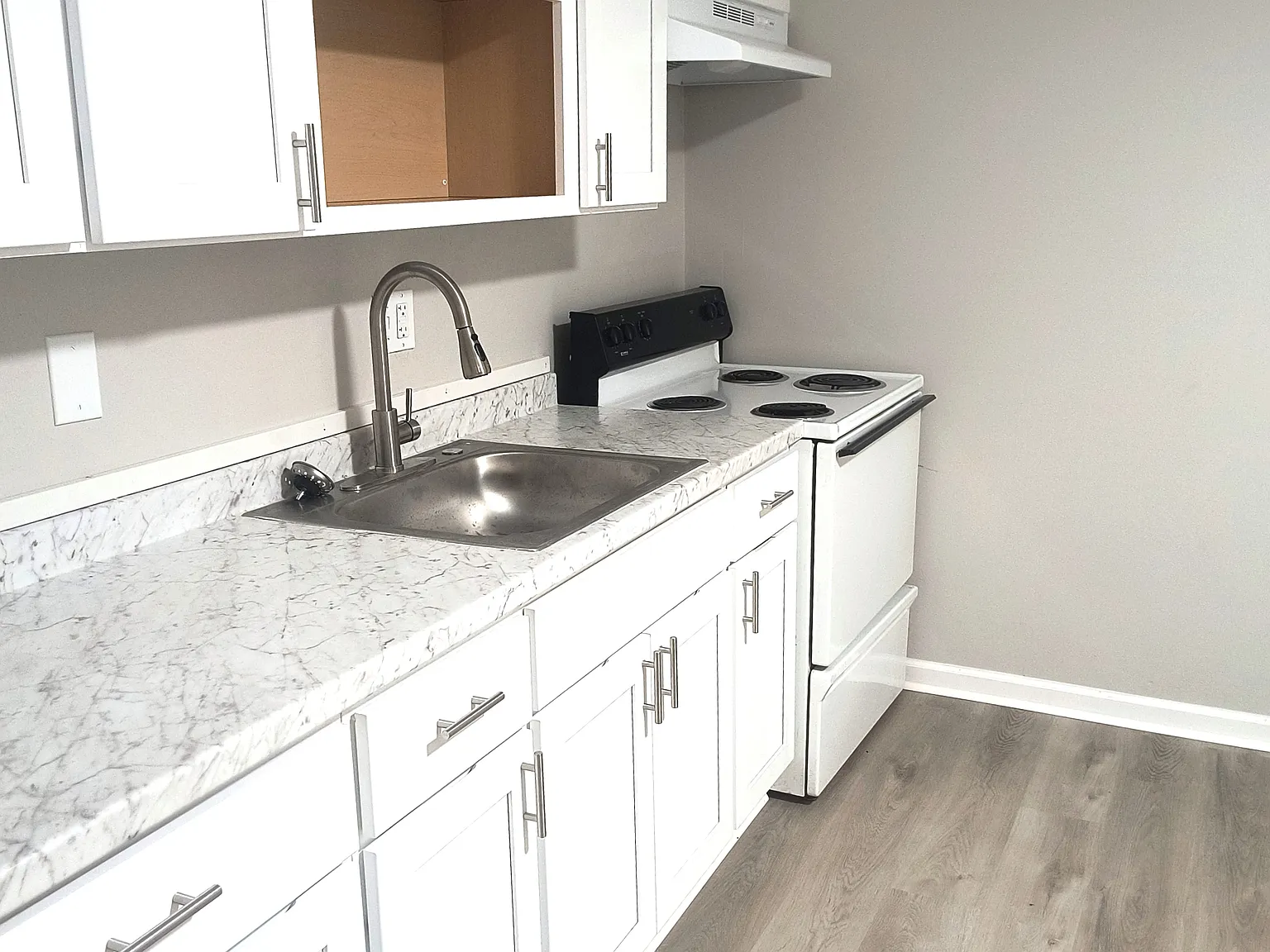 Richland Flats Apartments — Photo 1
