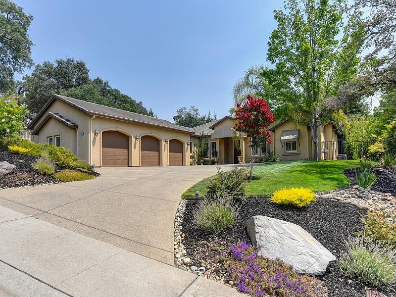 1st image of 150 Flat Rock Ct