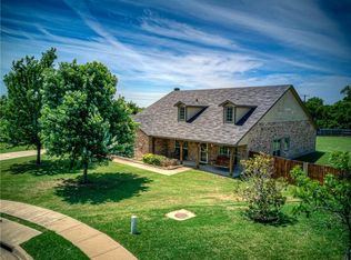1730 Prairie Dr, Midlothian, TX 76065