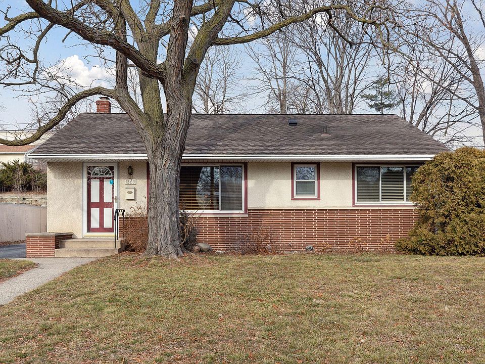 1st image of 1309 McLean Ave