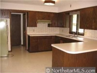 2nd image of 404 5th Ave NE