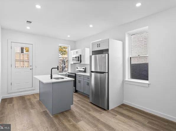 1824 S 21st St Floor 2, Philadelphia, PA 19145