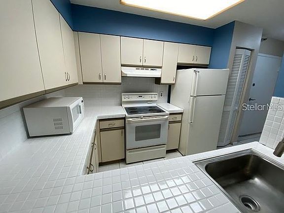3rd image of 2333 Feather Sound Dr Unit E203