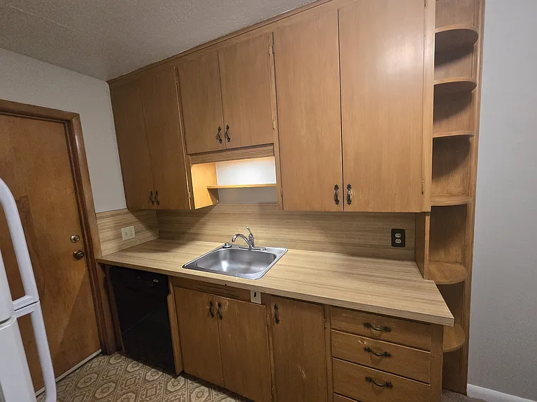 1505 Park Ln — Photo 7