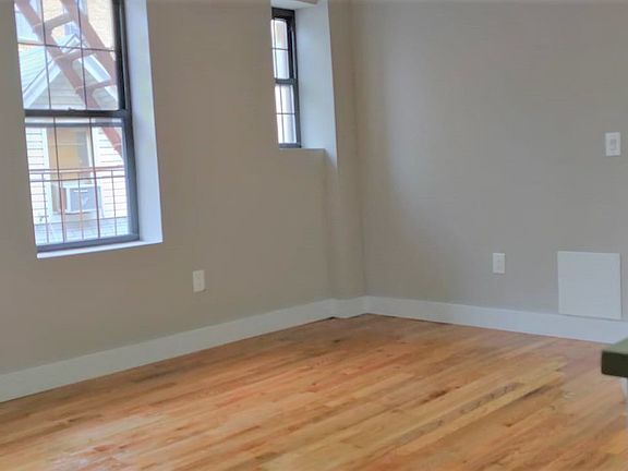 5th image of 2511 Newkirk Ave APT D11