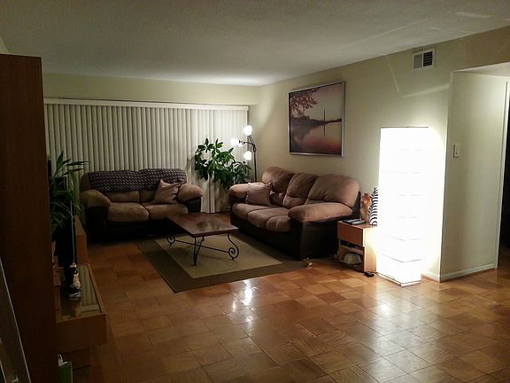 2nd image of 1300 Army Navy Dr APT 802