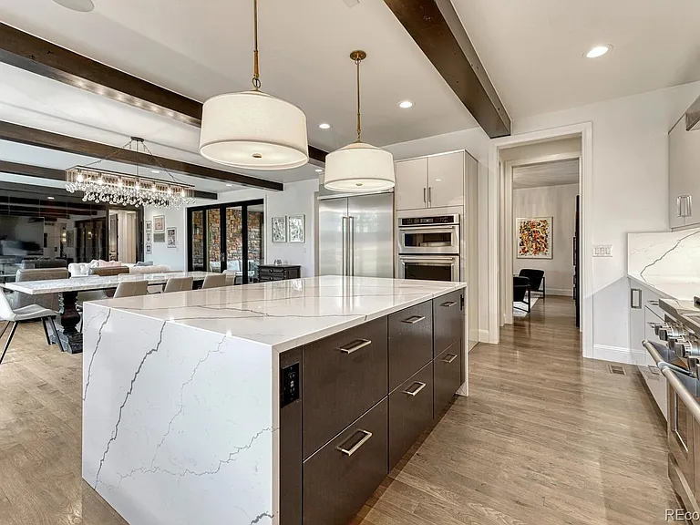 9486 E Winding Hill Ave — Photo 8