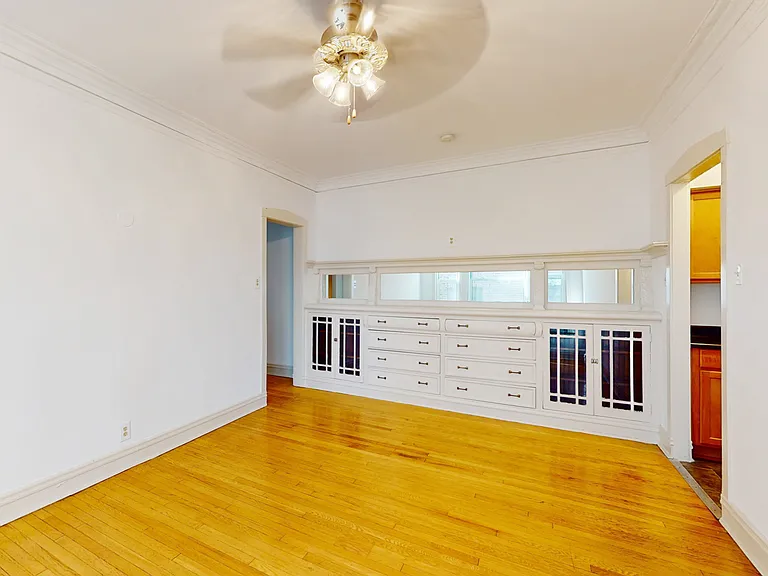 Dining/Living room