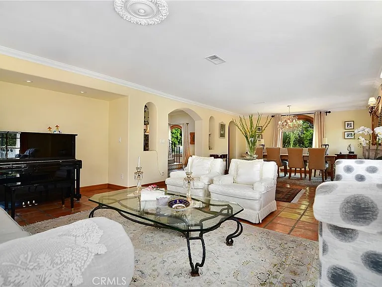 18690 Pasadero Dr — Photo 25