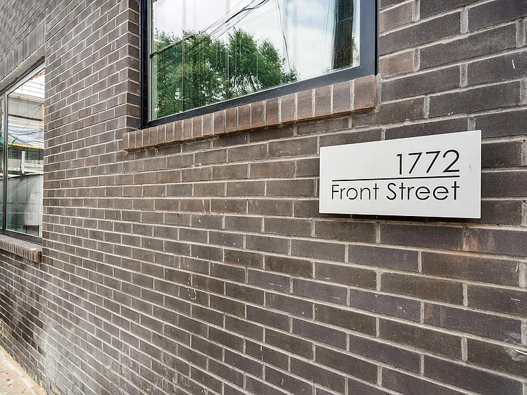 1772 N Front St #3 — Photo 38