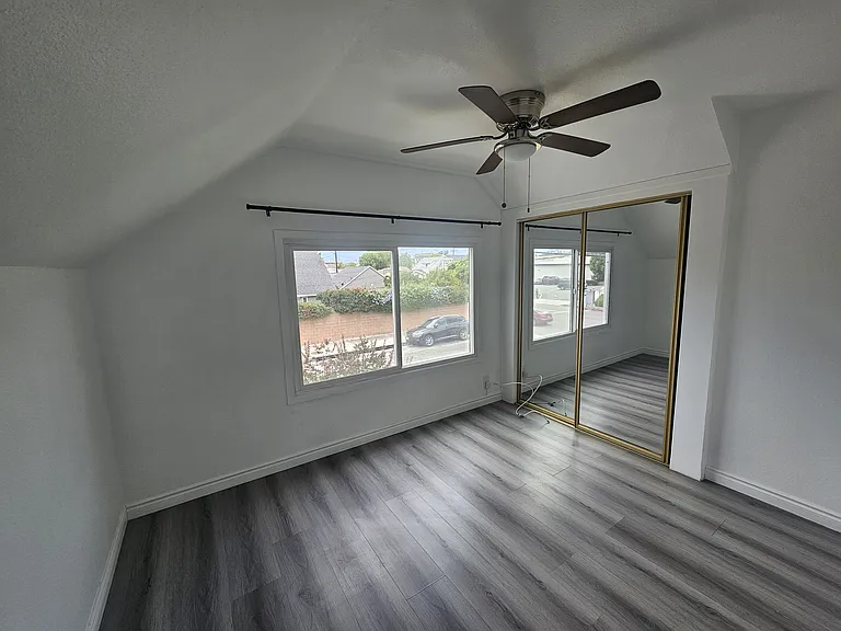 3757 W 182nd St — Photo 17