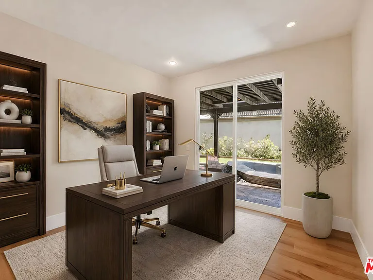 1288 Calle De Sevilla — Photo 12