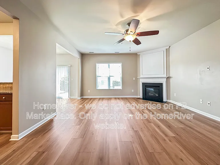 8104 Yaxley Hall Dr — Photo 3