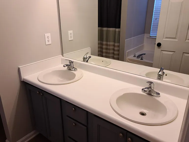 106 Sagamore Ln — Photo 7