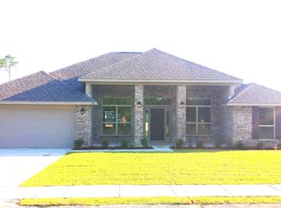55 Tantallon Dr, Ocean Springs, MS 39564