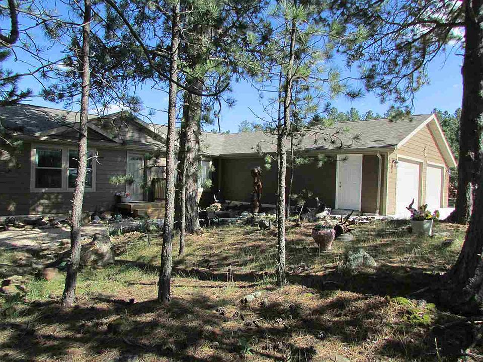 1st image of 127 Surrey Ln