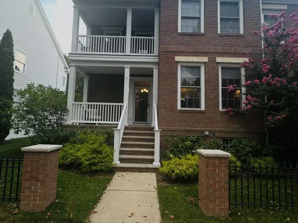 51 Malsbury St, Robbinsville, NJ 08691