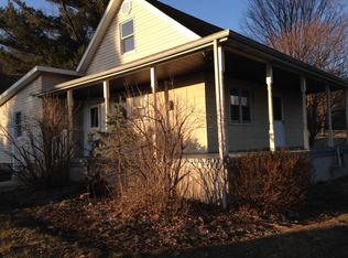 1180 Pine Grove Rd, Fredericksburg, PA 17026