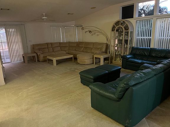 3rd image of 3111 Scarlet Tanger Ct