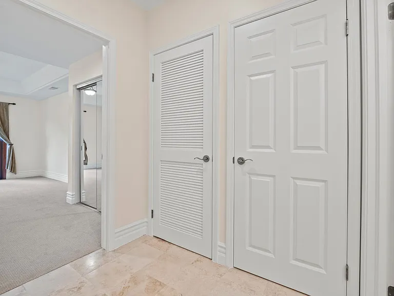 10364 Almayo Ave #201 — Photo 24