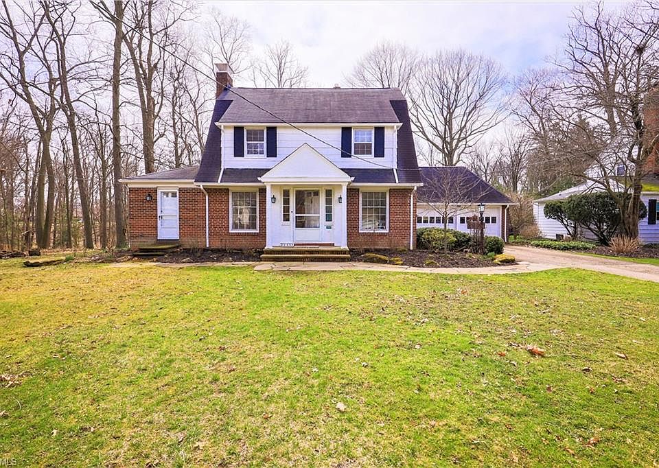 1st image of 21335 N Park Dr