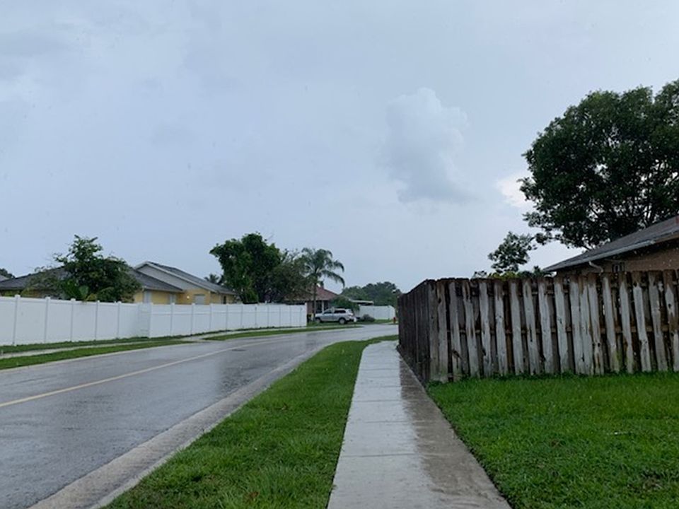 2nd image of 10121 Boynton Place Cir