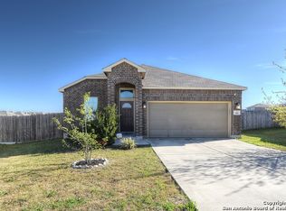 841 S Gleaming Trl, New Braunfels, TX 78130