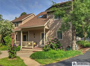 29 Elm Ln APT 1, Chautauqua, NY 14722
