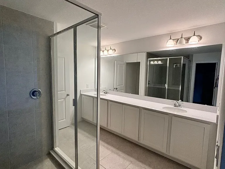 1838 Sanibel Dr — Photo 15