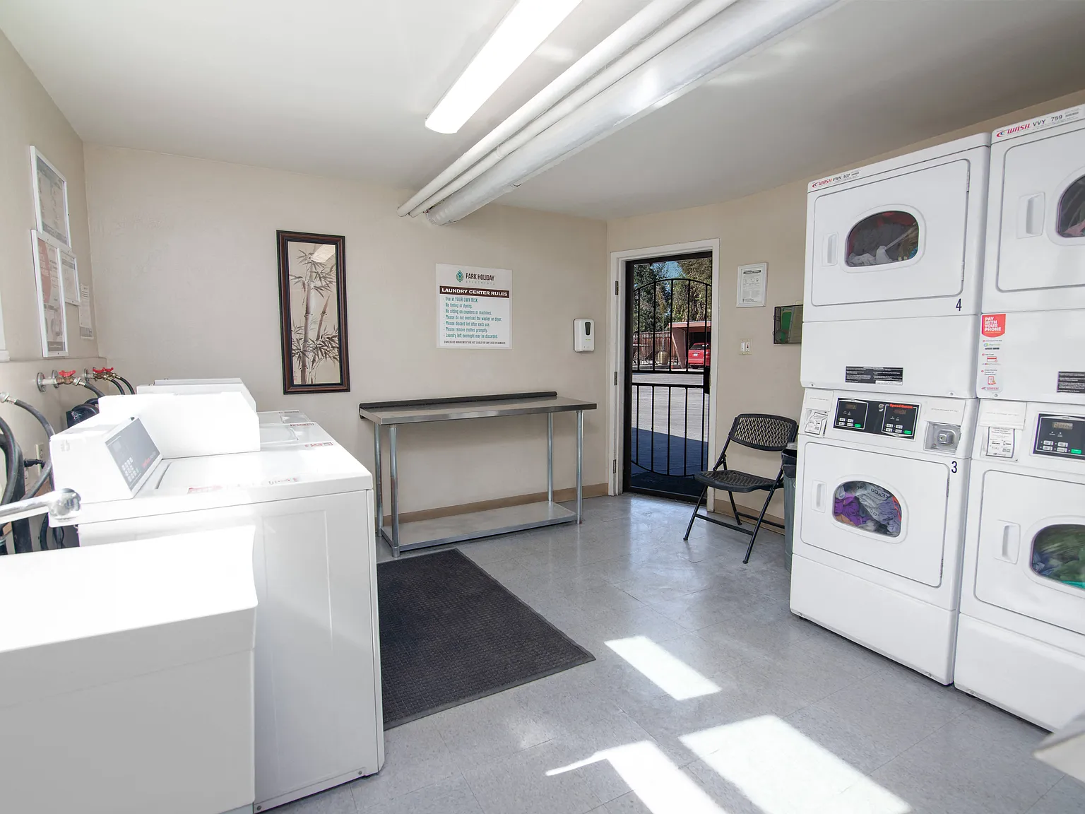 Park Holiday Apartments — Photo 2