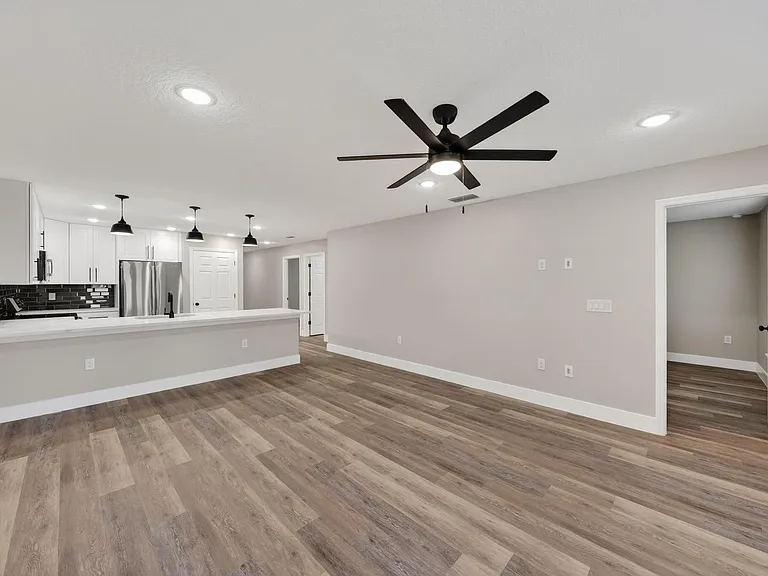 32629 Vista Ave — Photo 13