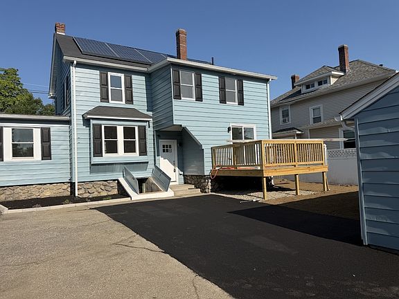 5th image of 331 Burncoat St