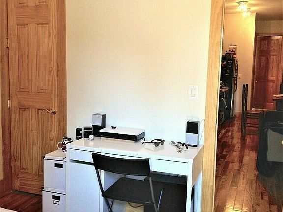 5th image of 183 Eagle St #3C