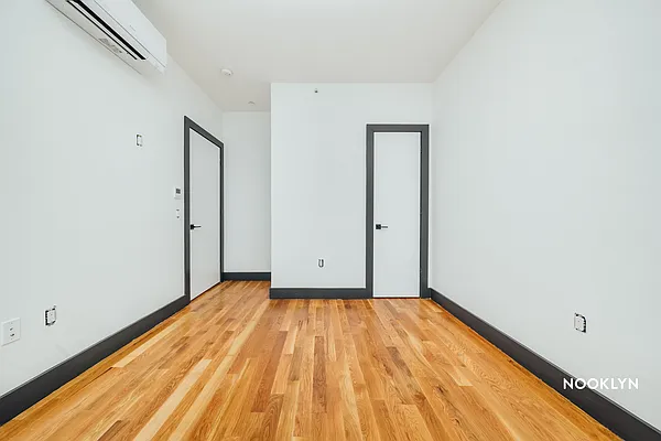 Rented by Nooklyn NYC LLC | media 15